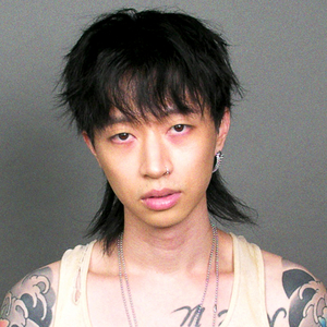 保守妻子被调教成荡 妇
